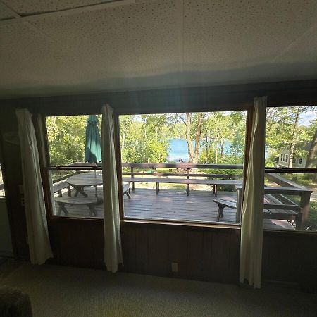 Emerald Cove Cottage-3 Bd, 2 Ba-Sleeps 10 Newaygo Exterior photo